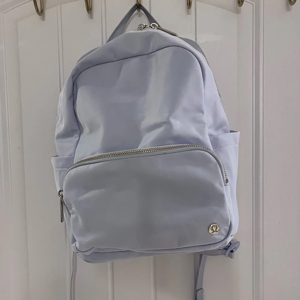 ✨ Lululemon Everywhere backpack Small 11.5 L